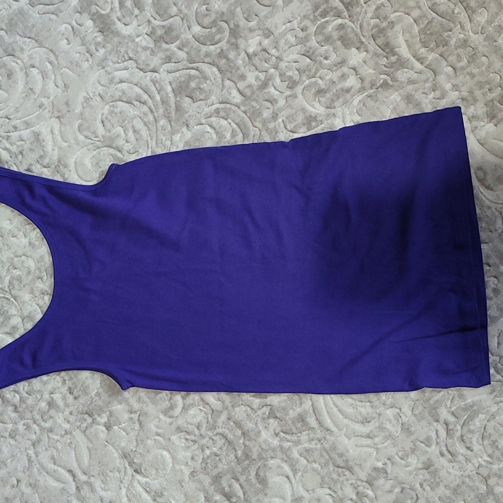 Mossimo sequence tank - Picture 5 of 5